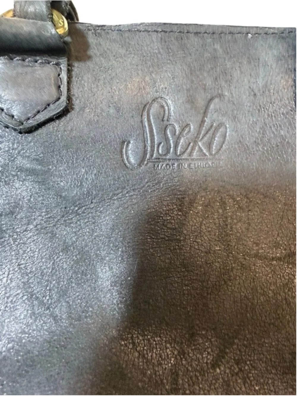 Sseko Leather Tote Bag Black Distressed Shopper Carryall Ethiopia flaw